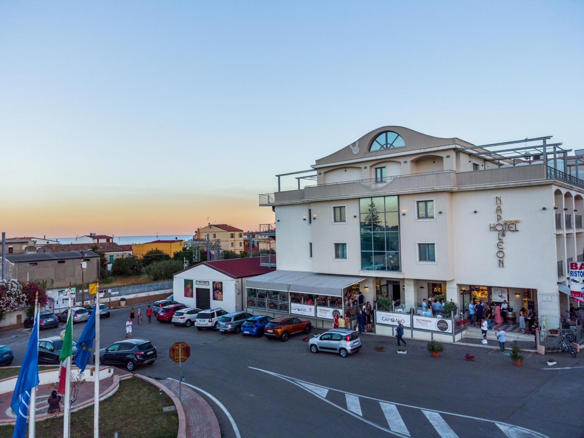 Hotel Napoleon Torre Melissa Exterior foto